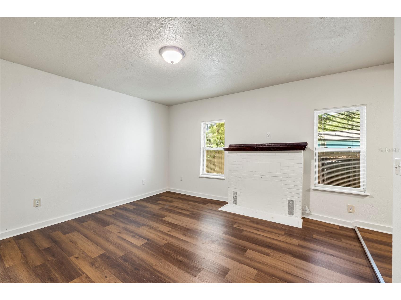 665 26th Avenue S Saint Petersburg FL 33705 TB8497104 image14