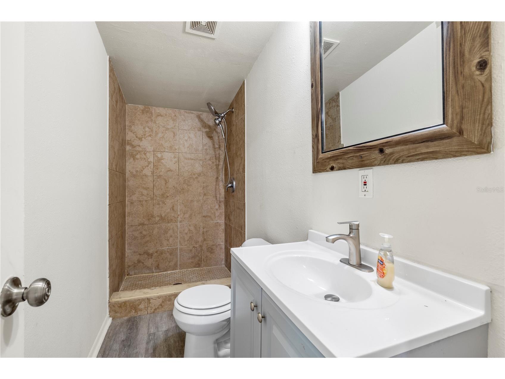 665 26th Avenue S Saint Petersburg FL 33705 TB8497104 image16