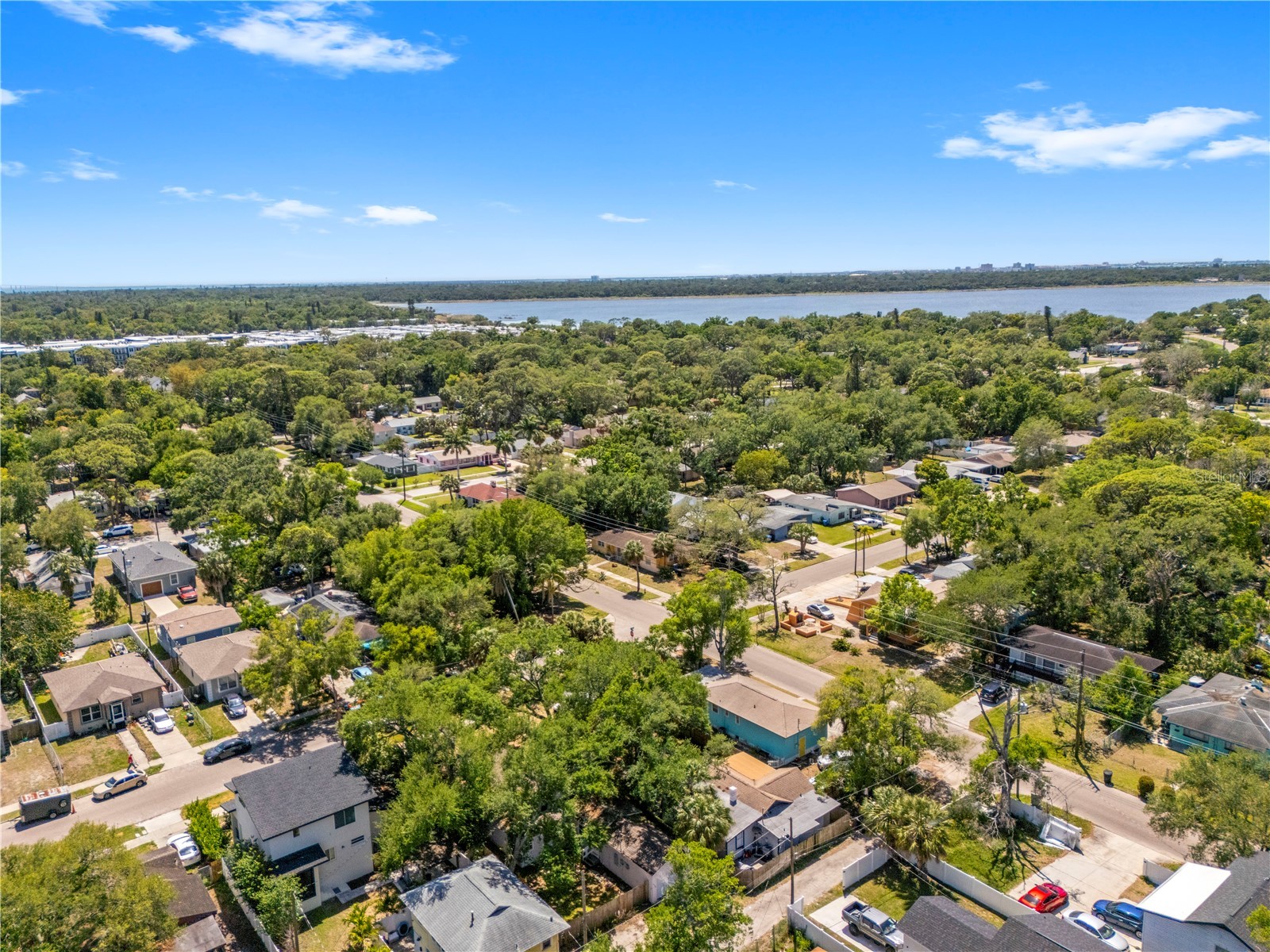 665 26th Avenue S Saint Petersburg FL 33705 TB8497104 image45