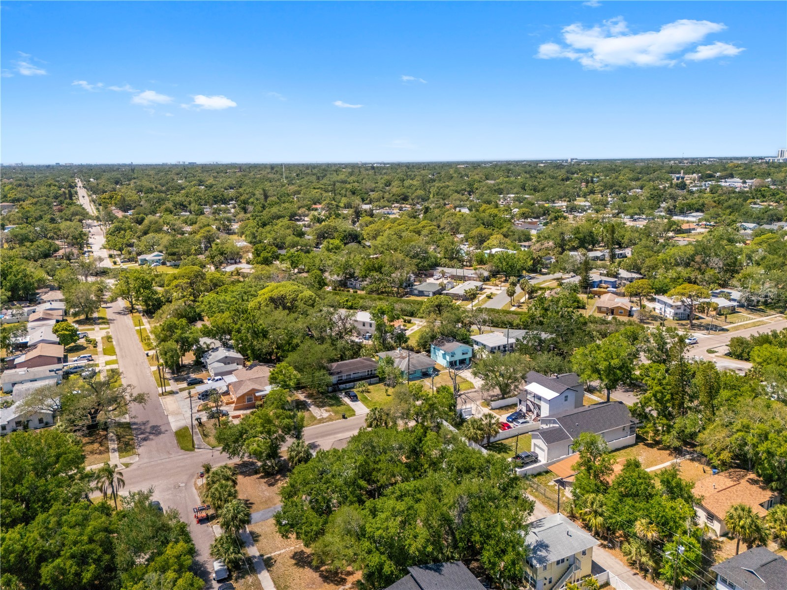 665 26th Avenue S Saint Petersburg FL 33705 TB8497104 image47