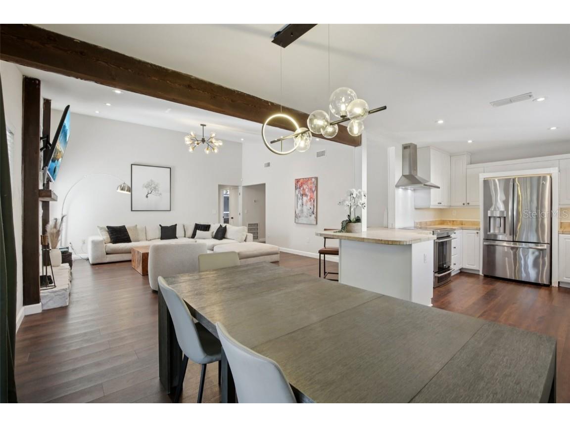 665 Eastpointe Parkway Sarasota FL 34232 A4673589 image14