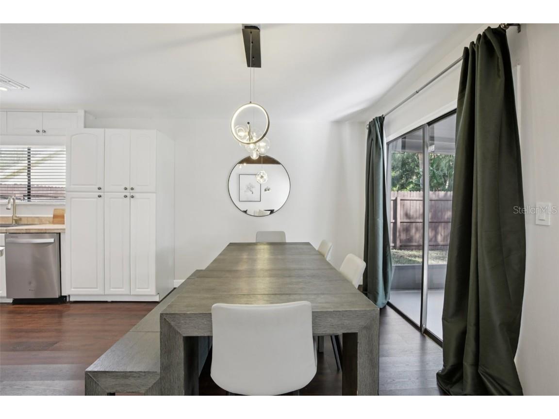 665 Eastpointe Parkway Sarasota FL 34232 A4673589 image16