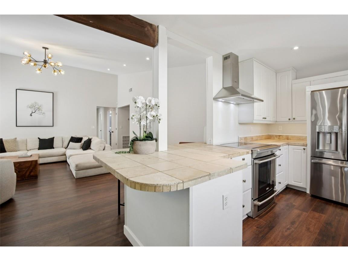 665 Eastpointe Parkway Sarasota FL 34232 A4673589 image18