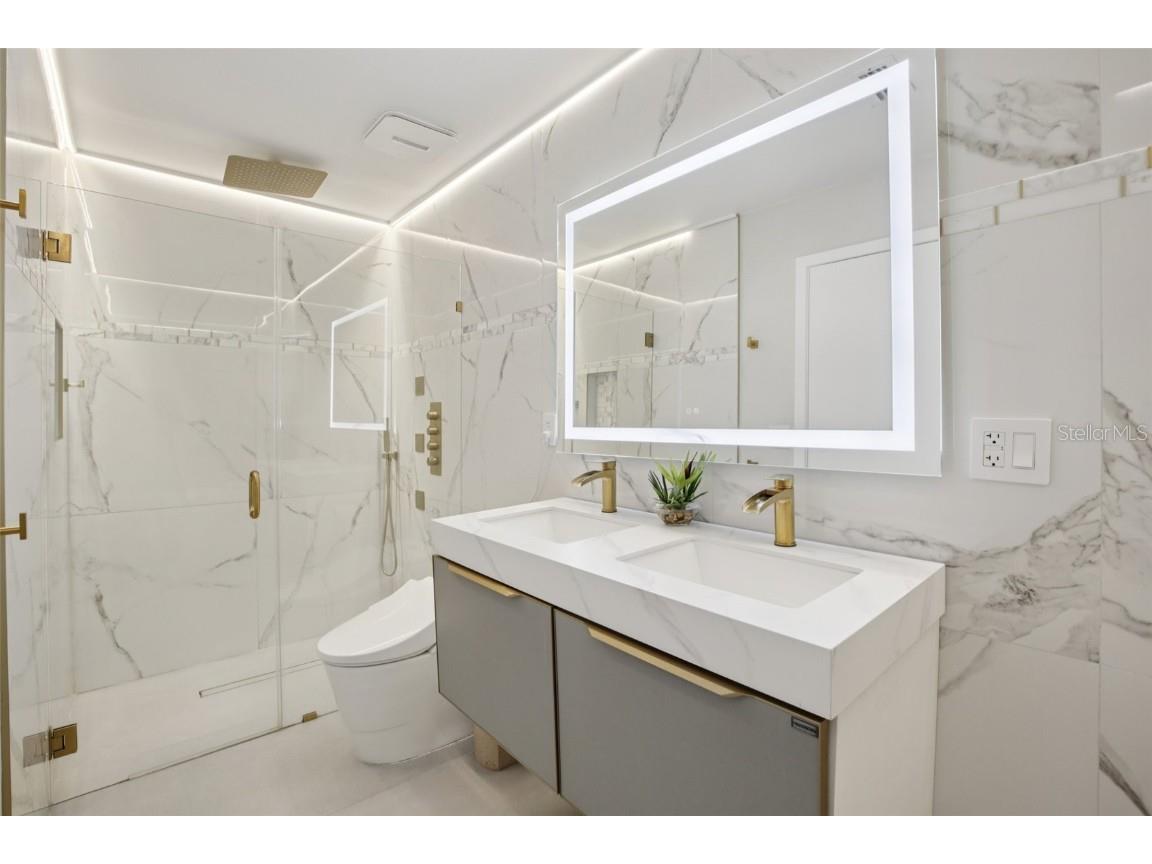 665 Eastpointe Parkway Sarasota FL 34232 A4673589 image24