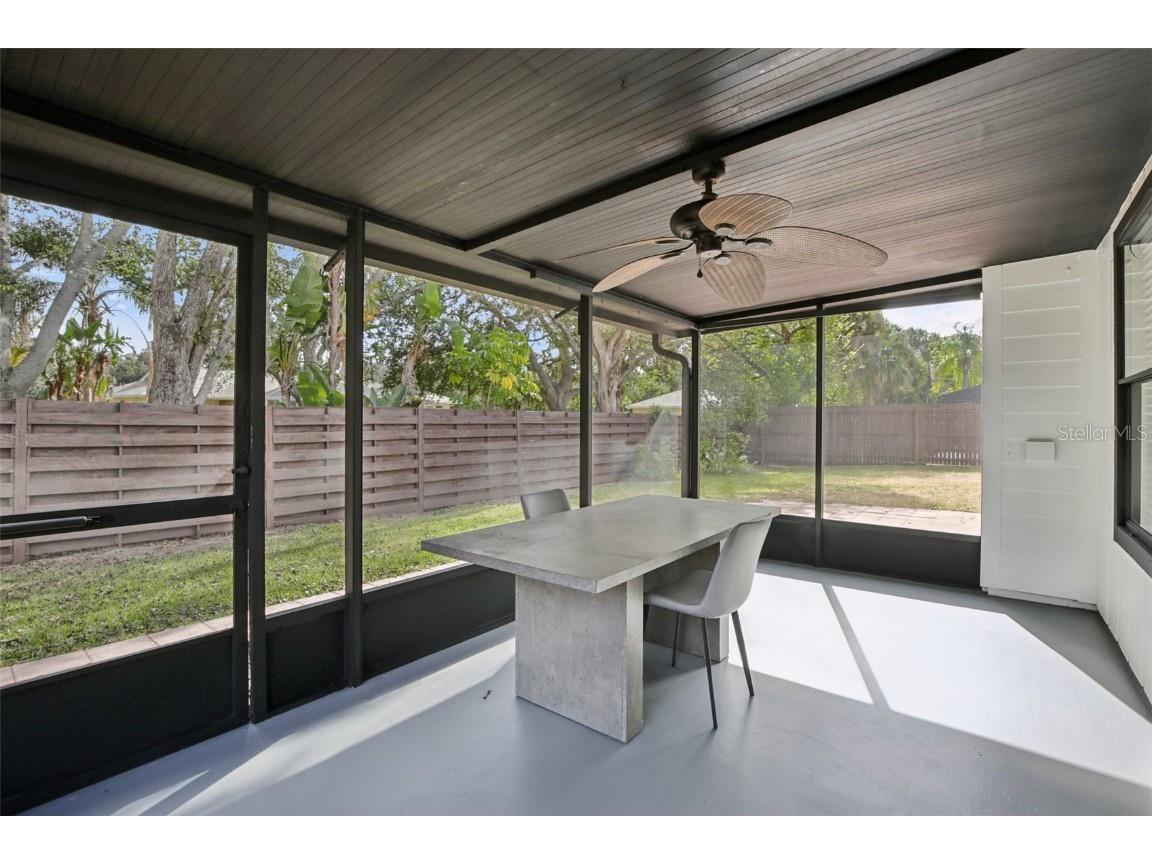 665 Eastpointe Parkway Sarasota FL 34232 A4673589 image37