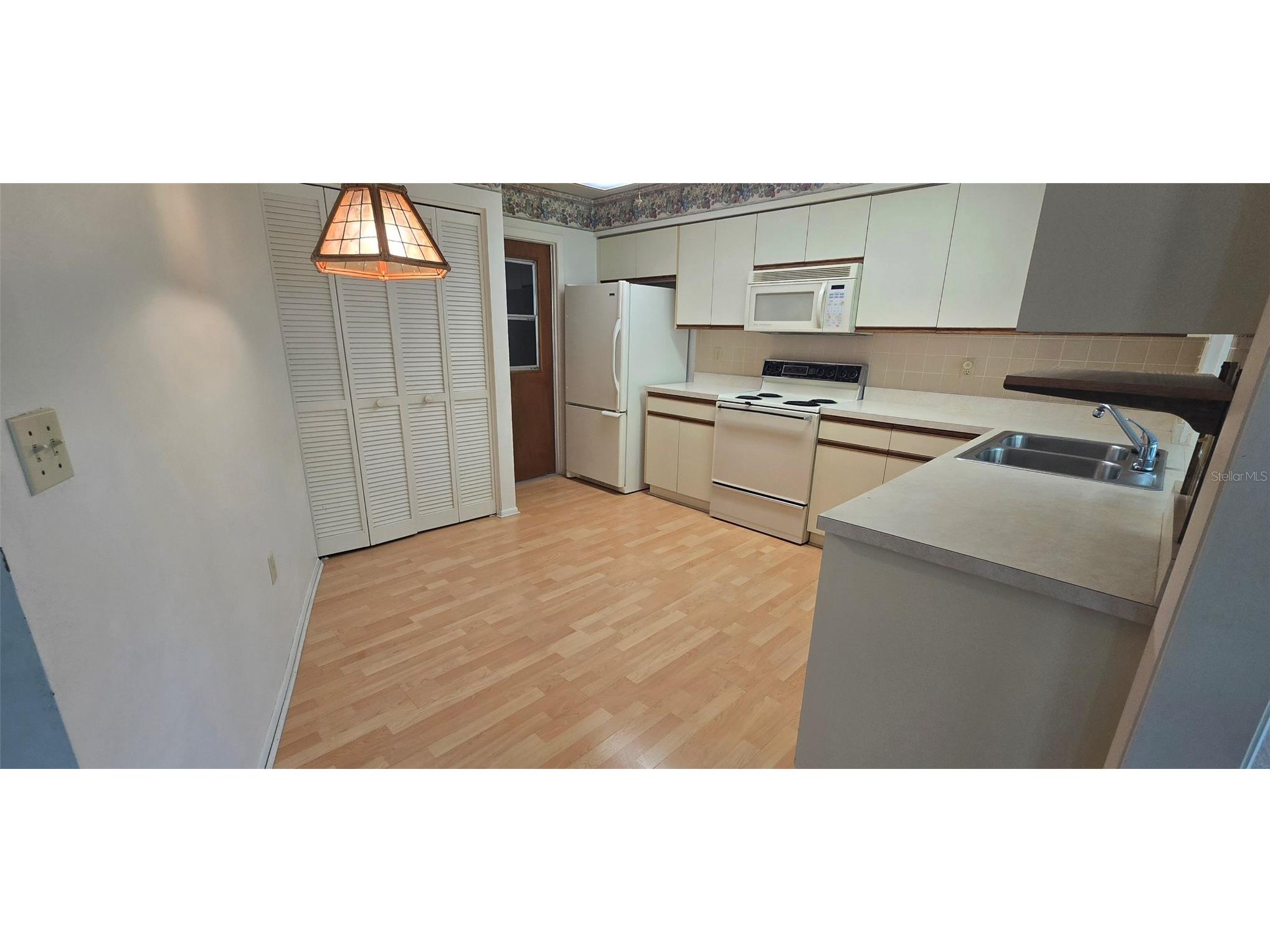 665 Foxwood Boulevard Englewood FL 34223 C7521461 image7