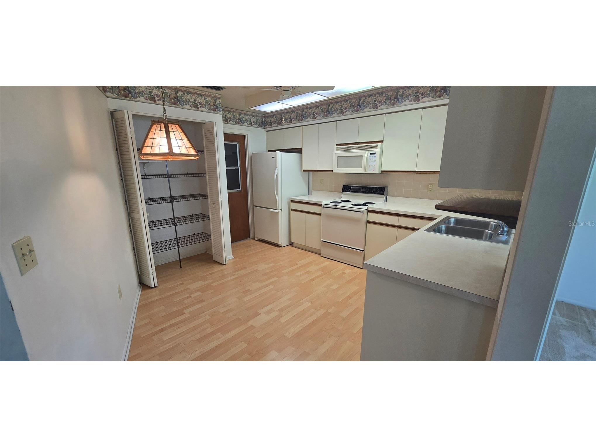 665 Foxwood Boulevard Englewood FL 34223 C7521461 image8
