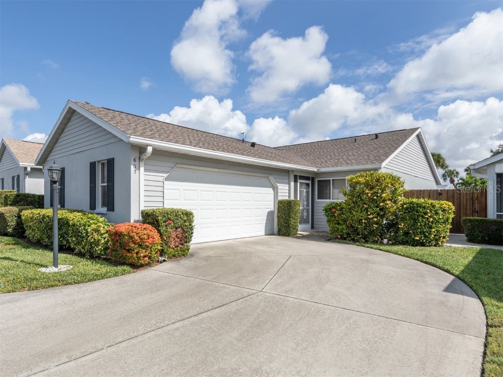 665 Ironwood Circle #131 Venice FL 34292 A4573155 image1