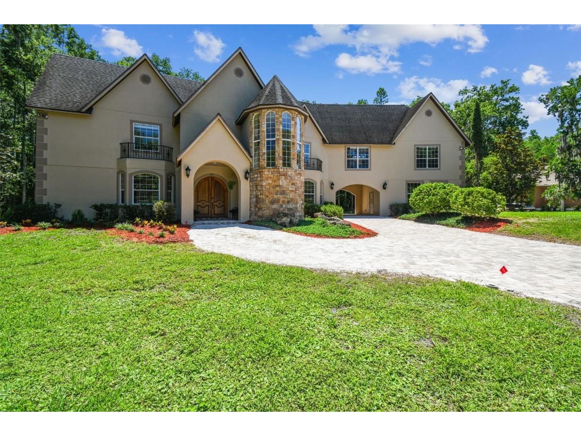 665 Lora Lane Tarpon Springs FL 34688 T3528234 image1