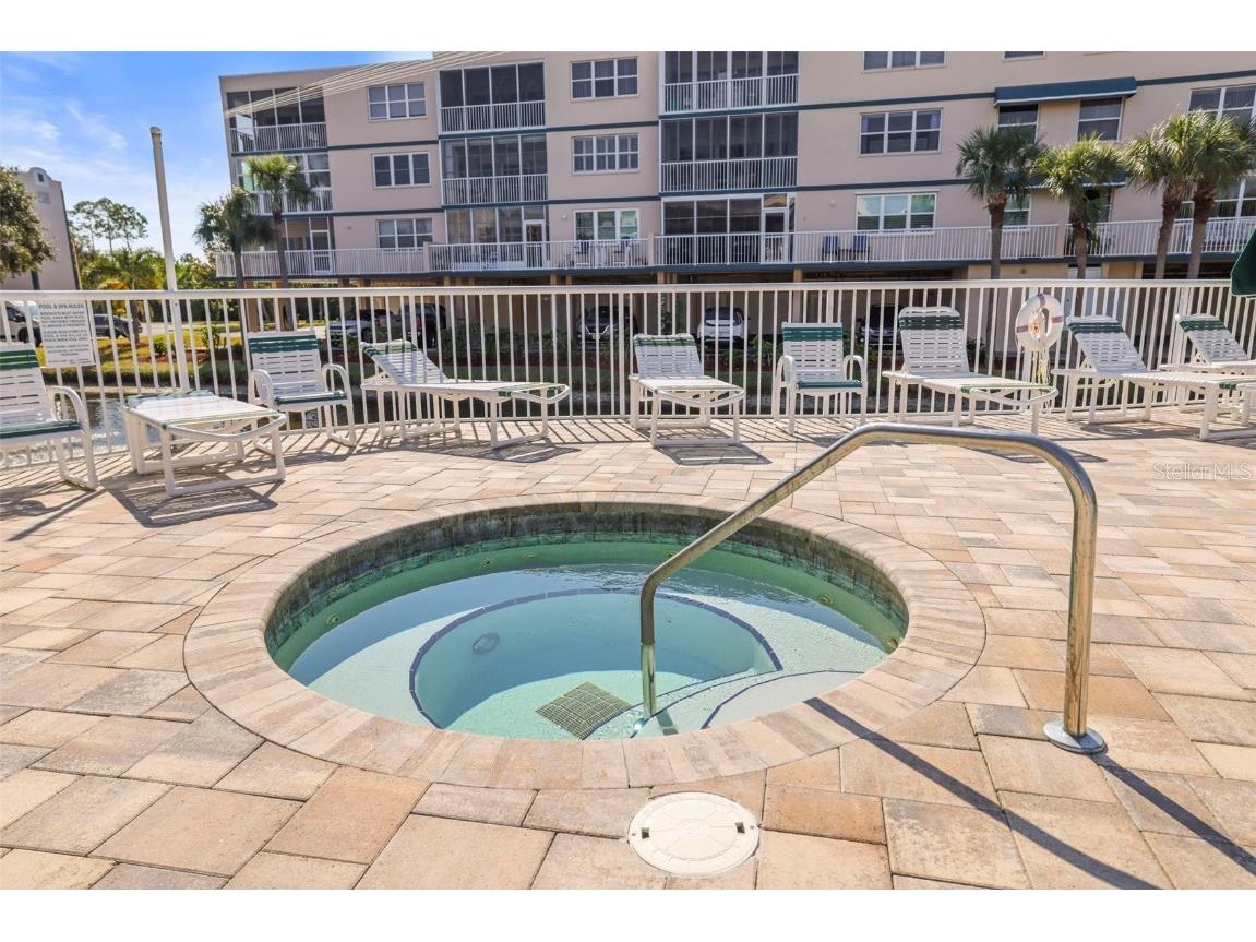 6650 100th Way N #25C Saint Petersburg FL 33708 TB8450756 image50