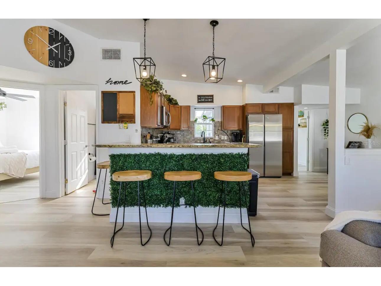 6650 4th Avenue N Saint Petersburg FL 33710 TB8472429 image8