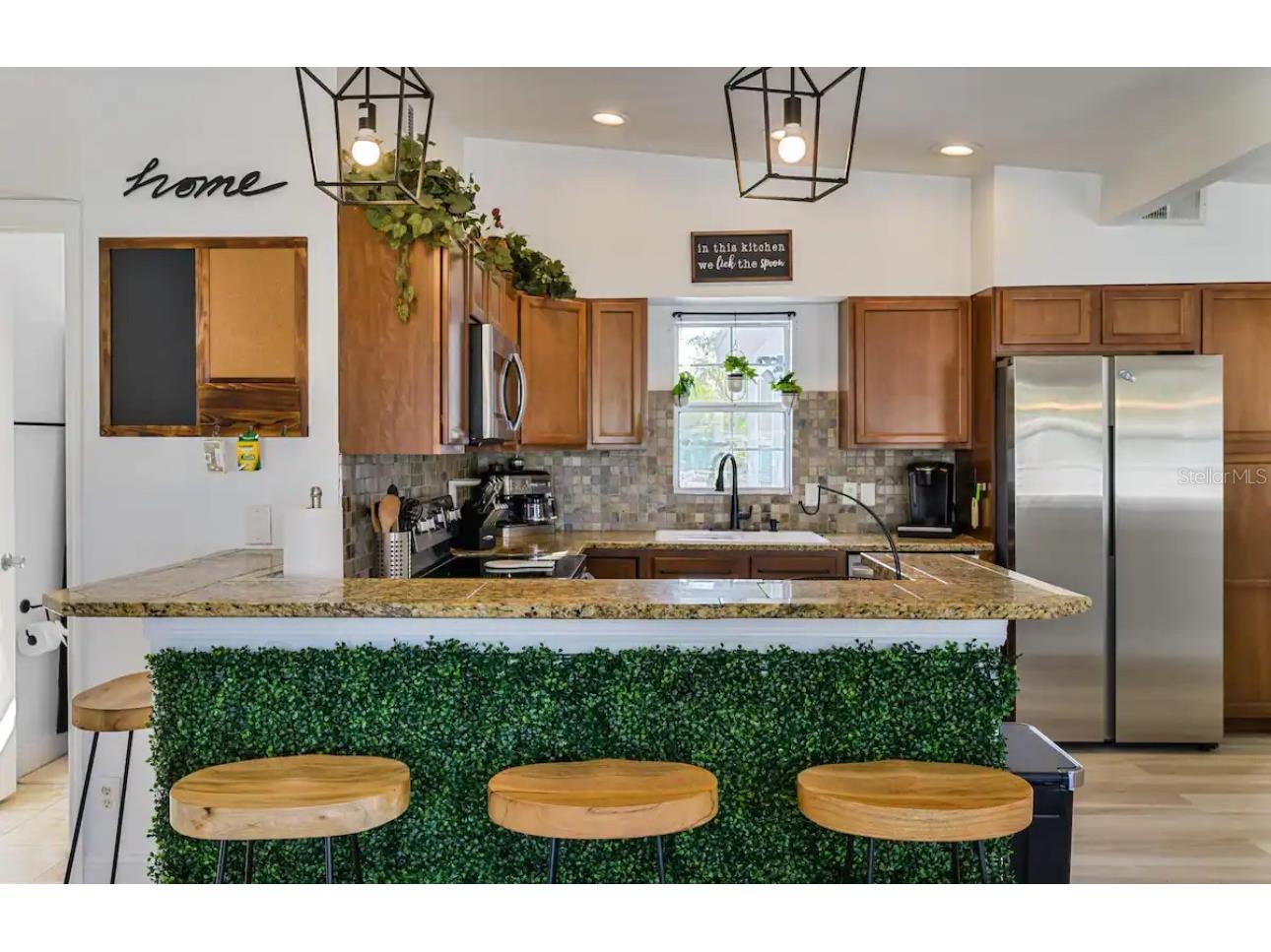 6650 4th Avenue N Saint Petersburg FL 33710 TB8472429 image9