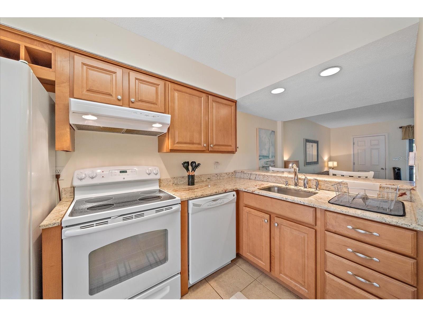 6650 Draw Lane #128 Sarasota FL 34238 A4678754 image5