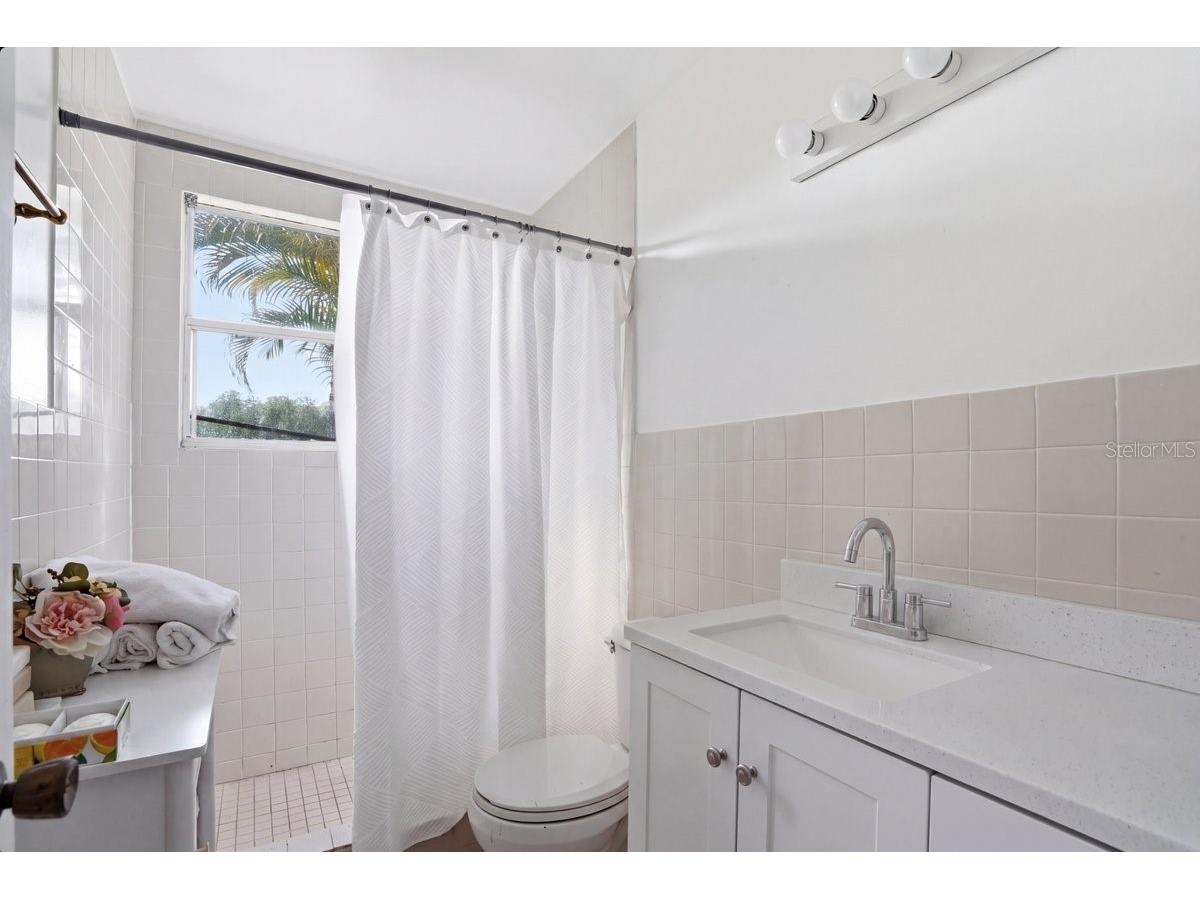 6650 Hibiscus Avenue S South Pasadena FL 33707 TB8502546 image10
