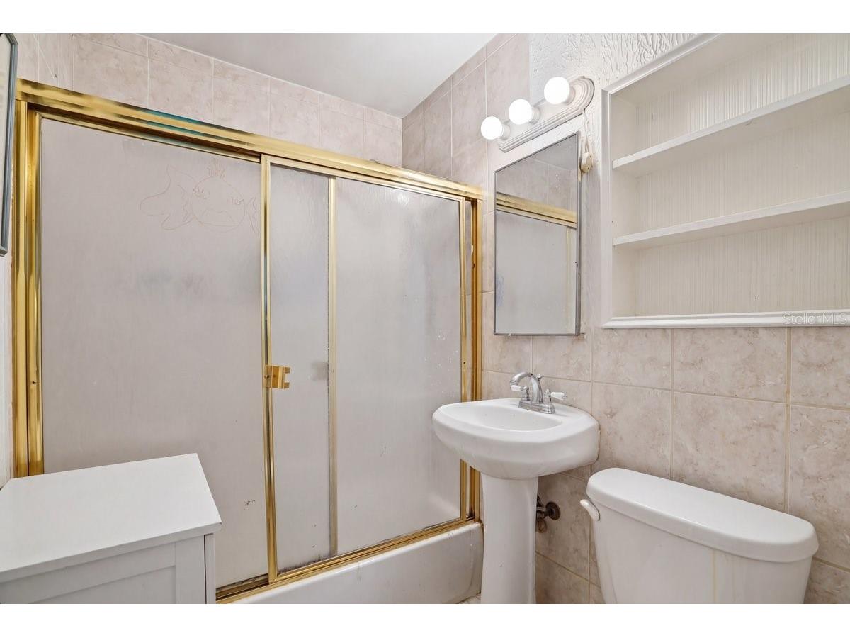 6650 Hibiscus Avenue S South Pasadena FL 33707 TB8502546 image16