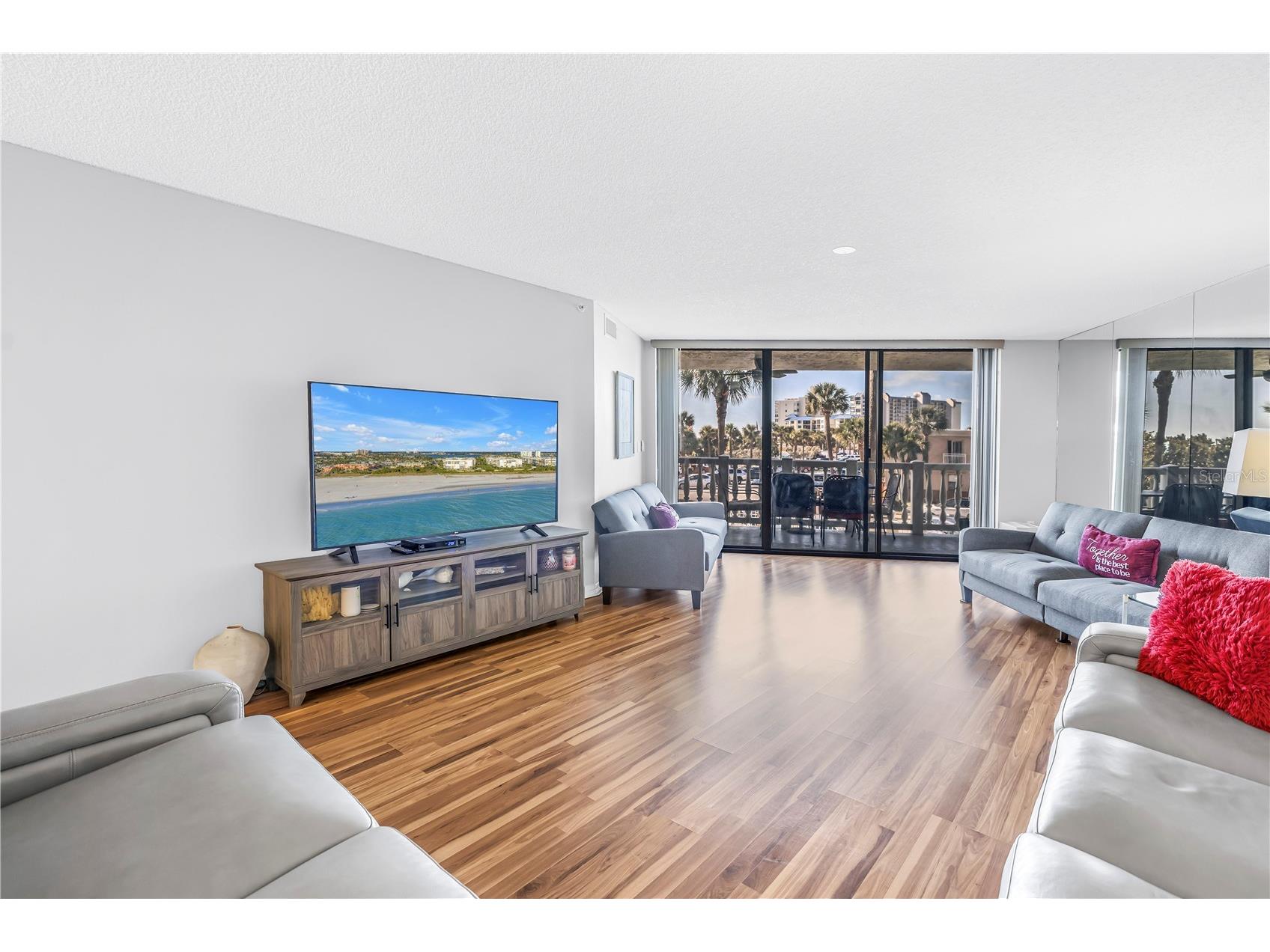 6650 Sunset Way #105 Saint Pete Beach FL 33706 TB8476903 image12