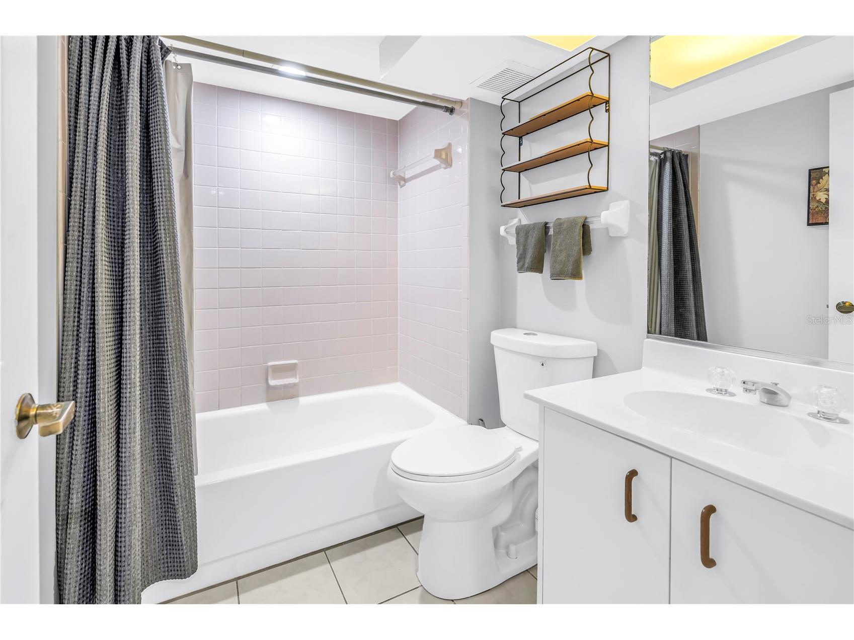 6650 Sunset Way #105 Saint Pete Beach FL 33706 TB8476903 image30