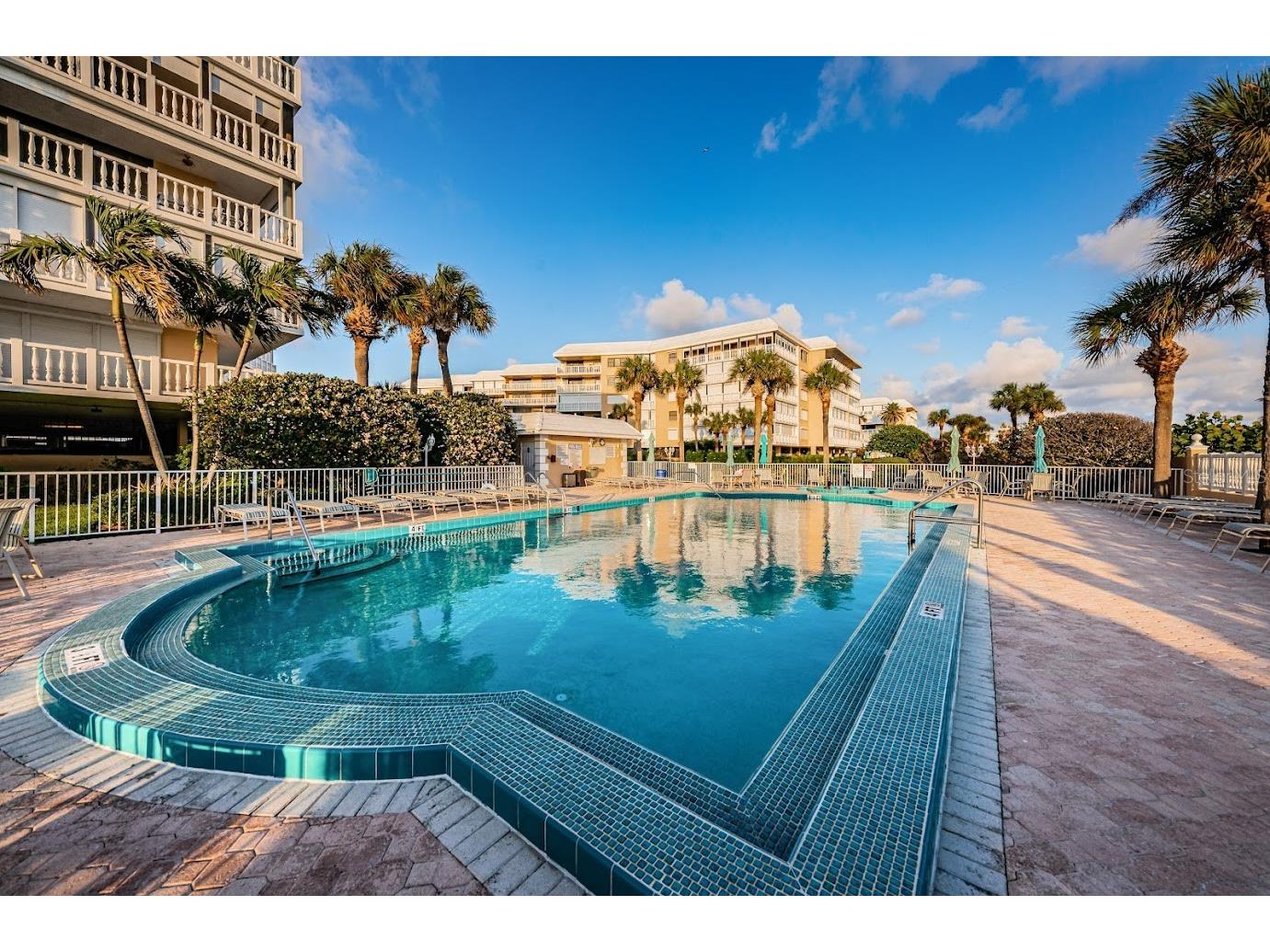 6650 Sunset Way #105 Saint Pete Beach FL 33706 TB8476903 image32