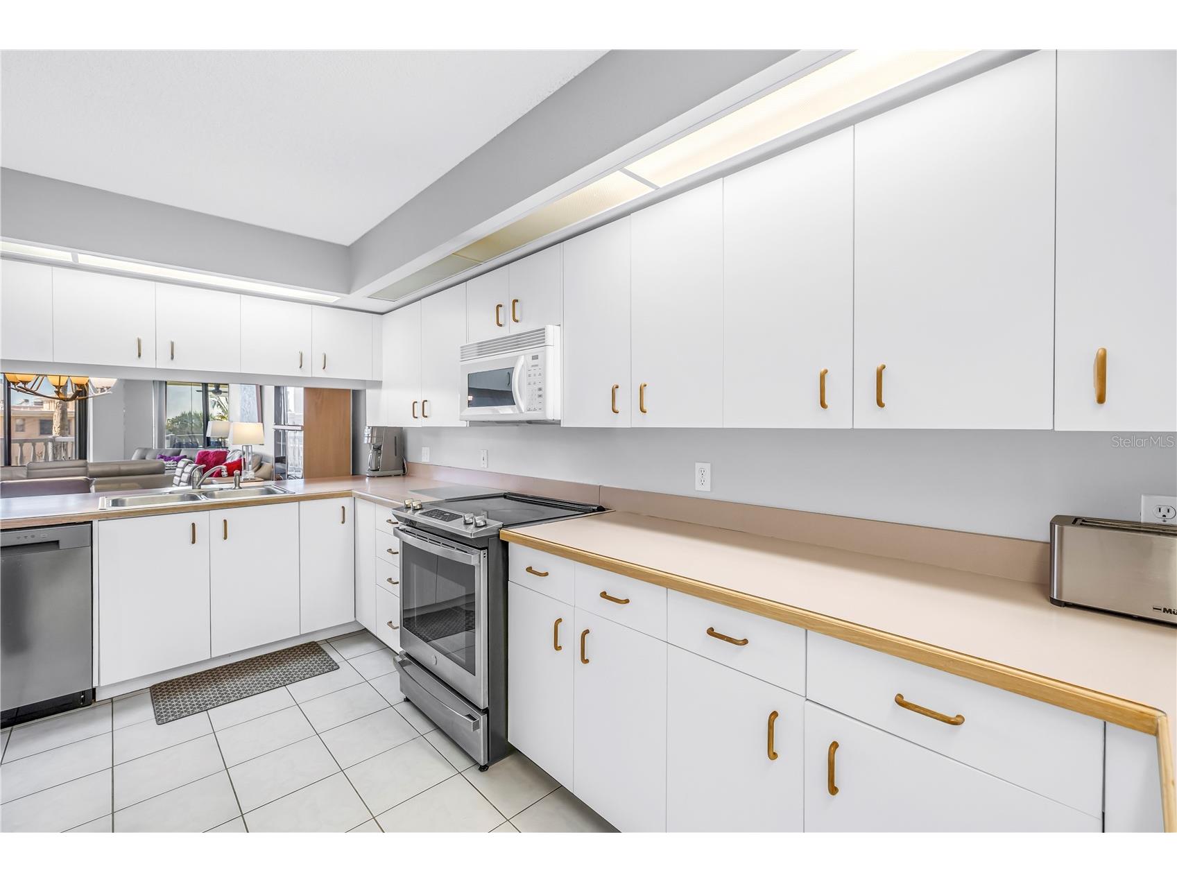 6650 Sunset Way #105 Saint Pete Beach FL 33706 TB8476903 image6