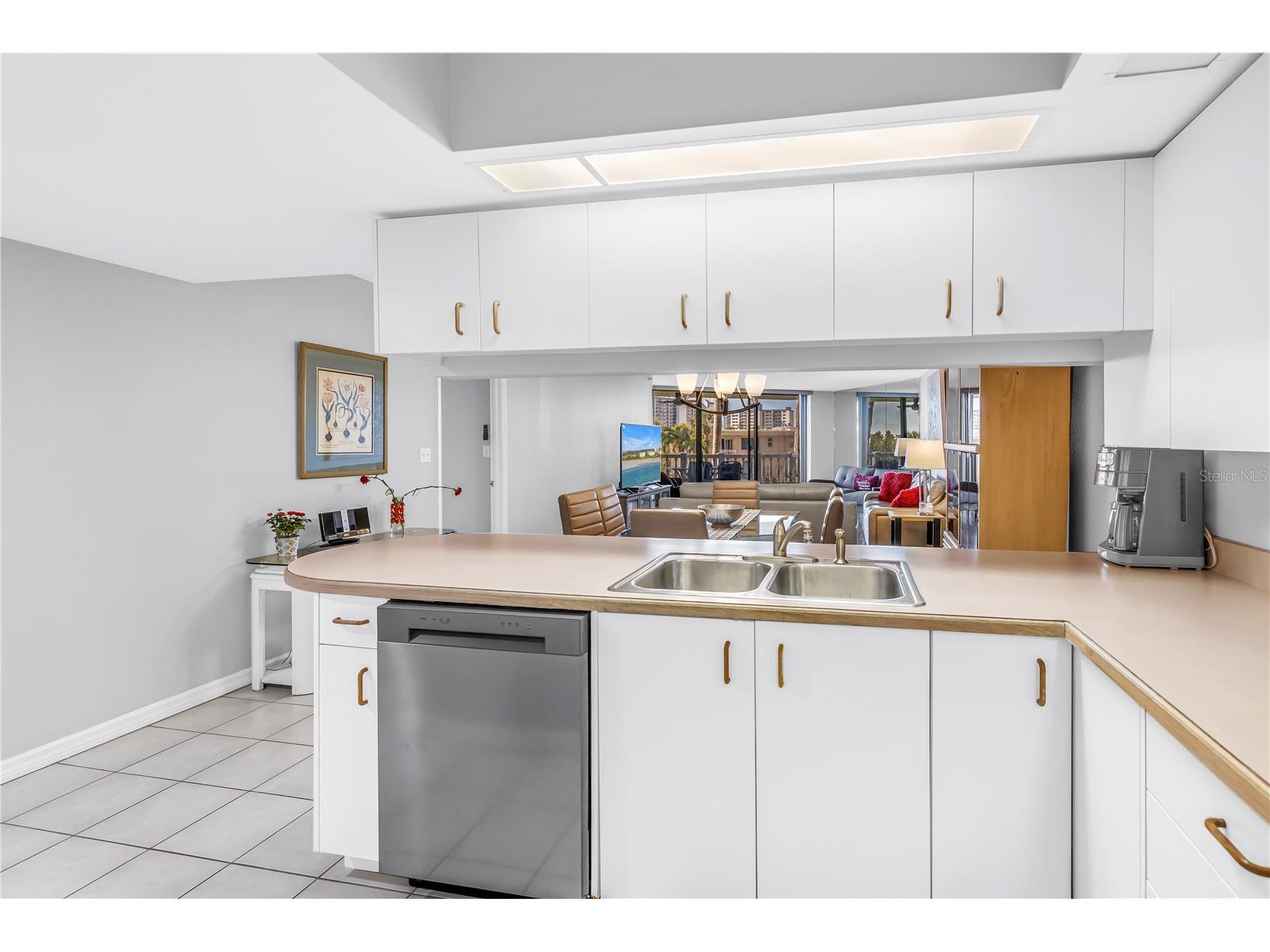 6650 Sunset Way #105 Saint Pete Beach FL 33706 TB8476903 image8