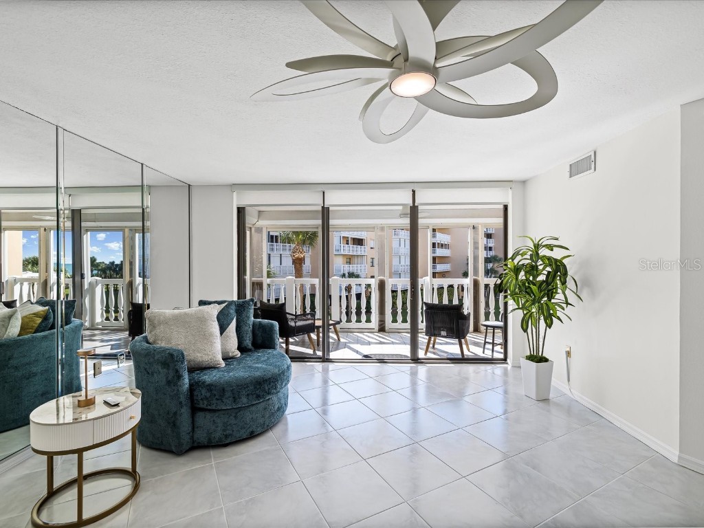 6650 Sunset Way #204 Saint Pete Beach FL 33706 TB8458222 image11