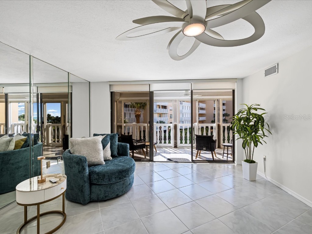 6650 Sunset Way #204 Saint Pete Beach FL 33706 TB8458222 image12