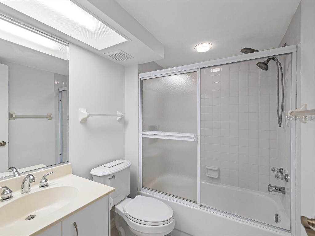 6650 Sunset Way #204 Saint Pete Beach FL 33706 TB8458222 image20