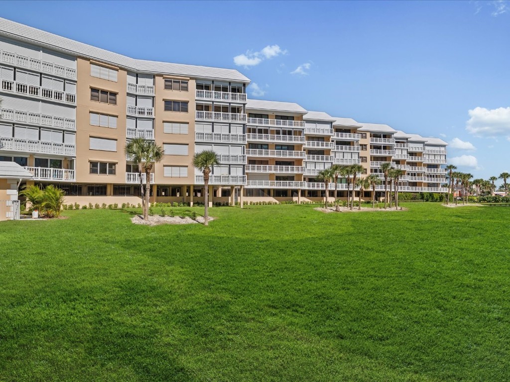 6650 Sunset Way #204 Saint Pete Beach FL 33706 TB8458222 image33