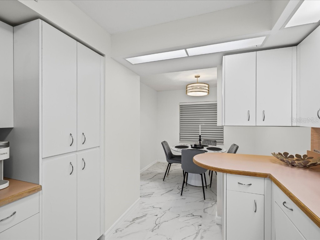 6650 Sunset Way #204 Saint Pete Beach FL 33706 TB8458222 image6