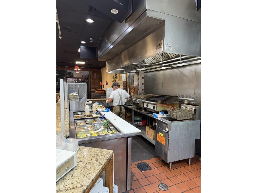 6651 S Semoran Boulevard Orlando FL 32822 O6347699 image8