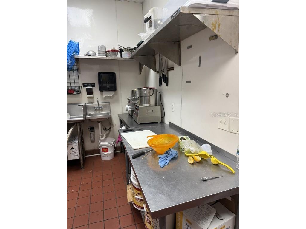 6651 S Semoran Boulevard Orlando FL 32822 O6347699 image9