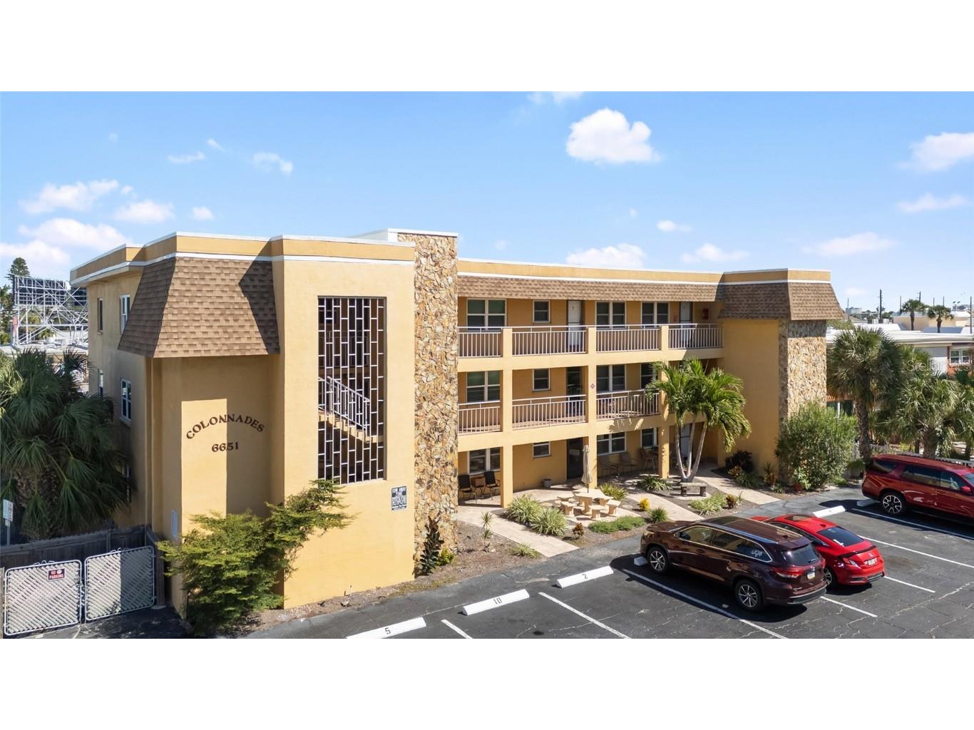 6651 Sunset Way #9 Saint Pete Beach FL 33706 TB8439207 image1