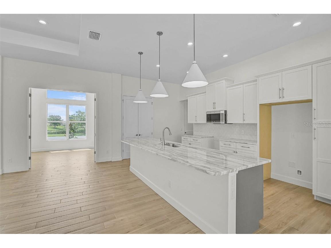 6655 Pan American Boulevard North Port FL 34287 N6139686 image13