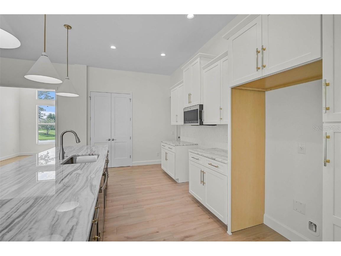 6655 Pan American Boulevard North Port FL 34287 N6139686 image16