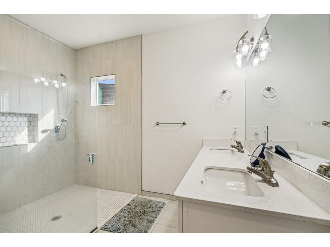 6657 SW 15th Place Gainesville FL 32607 O6370042 image12