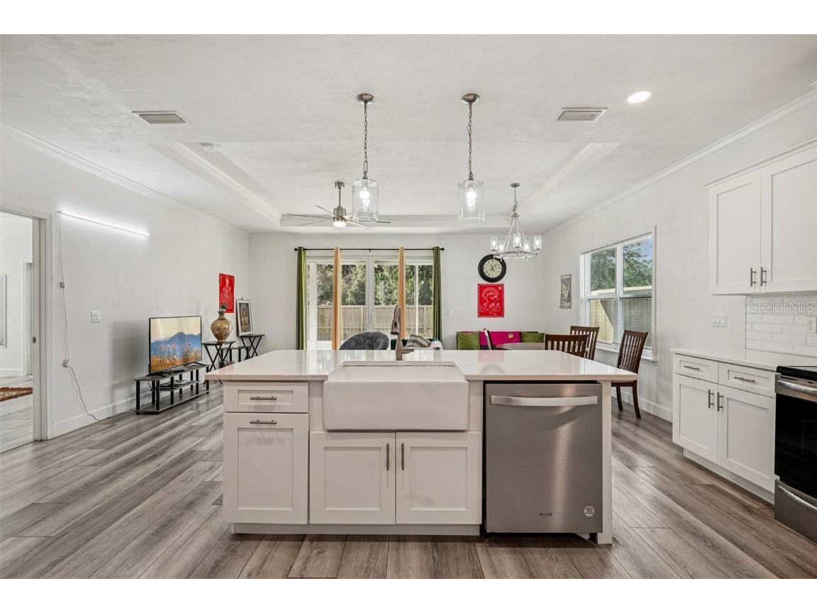 6657 SW 15th Place Gainesville FL 32607 O6370042 image6