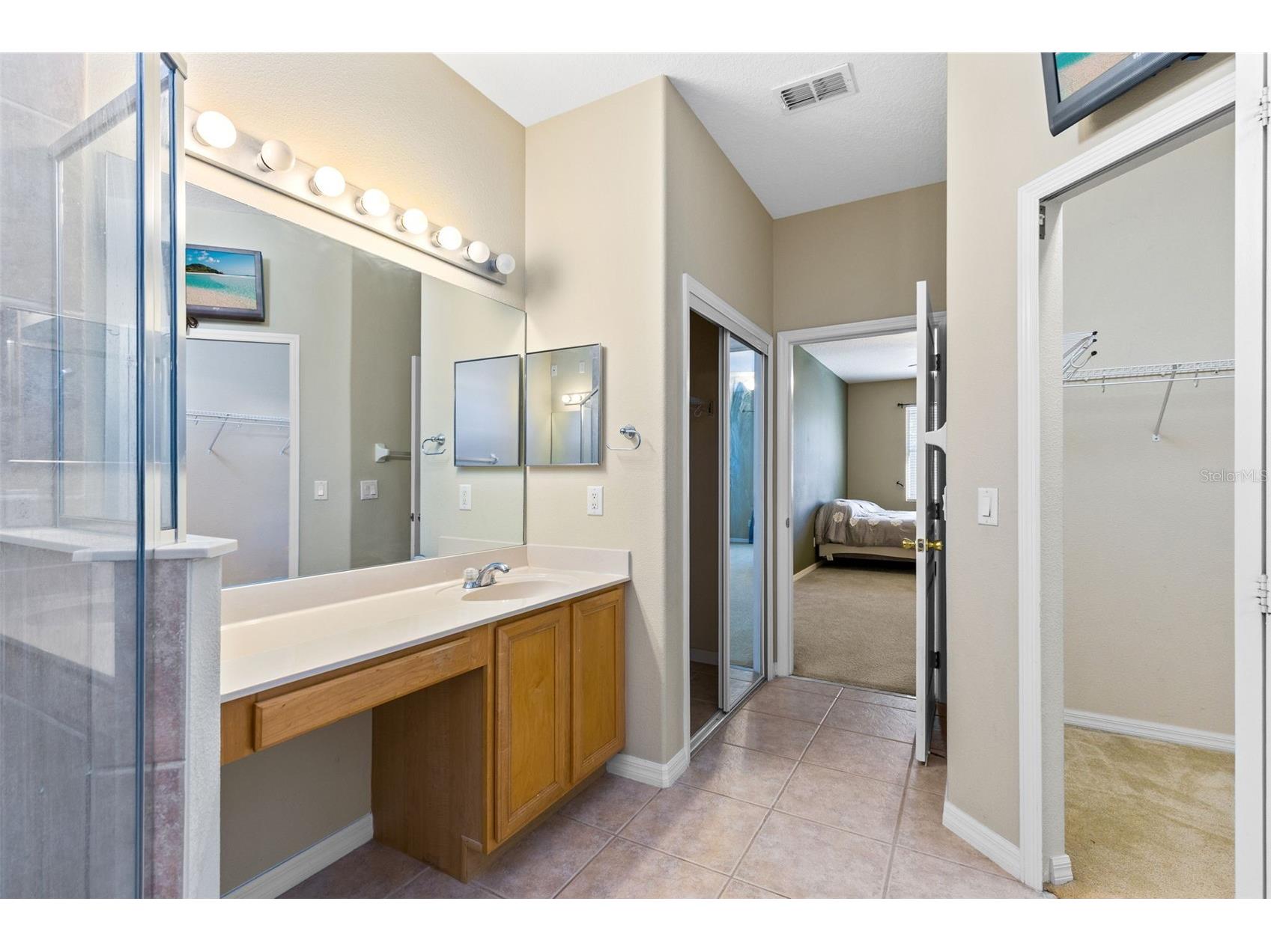 6658 Lake Pembroke Place Orlando FL 32829 O6390383 image27