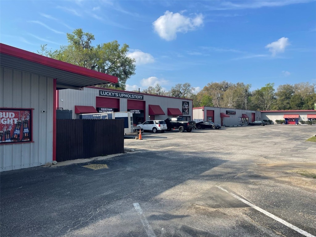 6658 SE 110th Street Belleview FL 34420 OM654237 image1