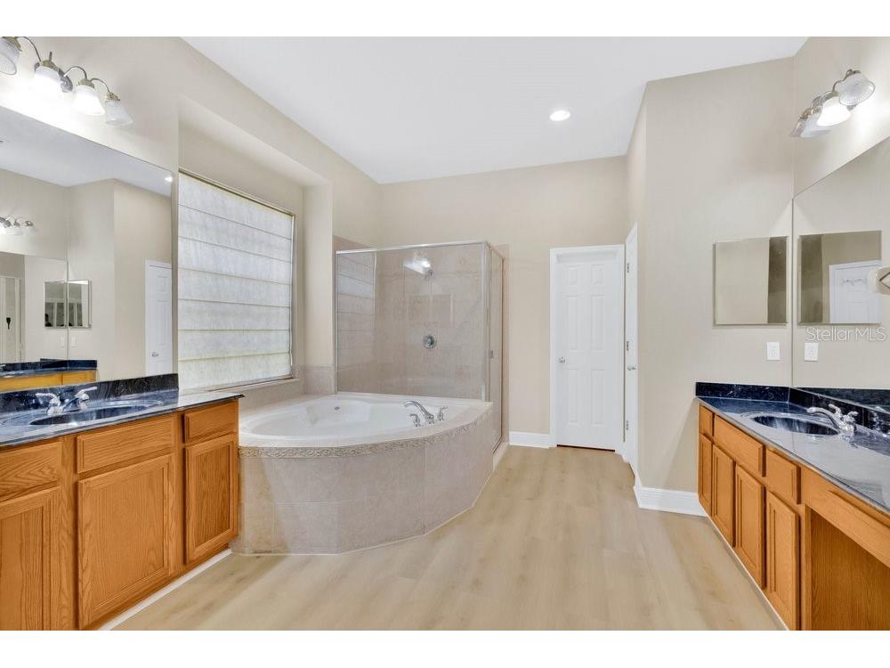 6658 Vista Park Boulevard Orlando FL 32829 O6423225 image13