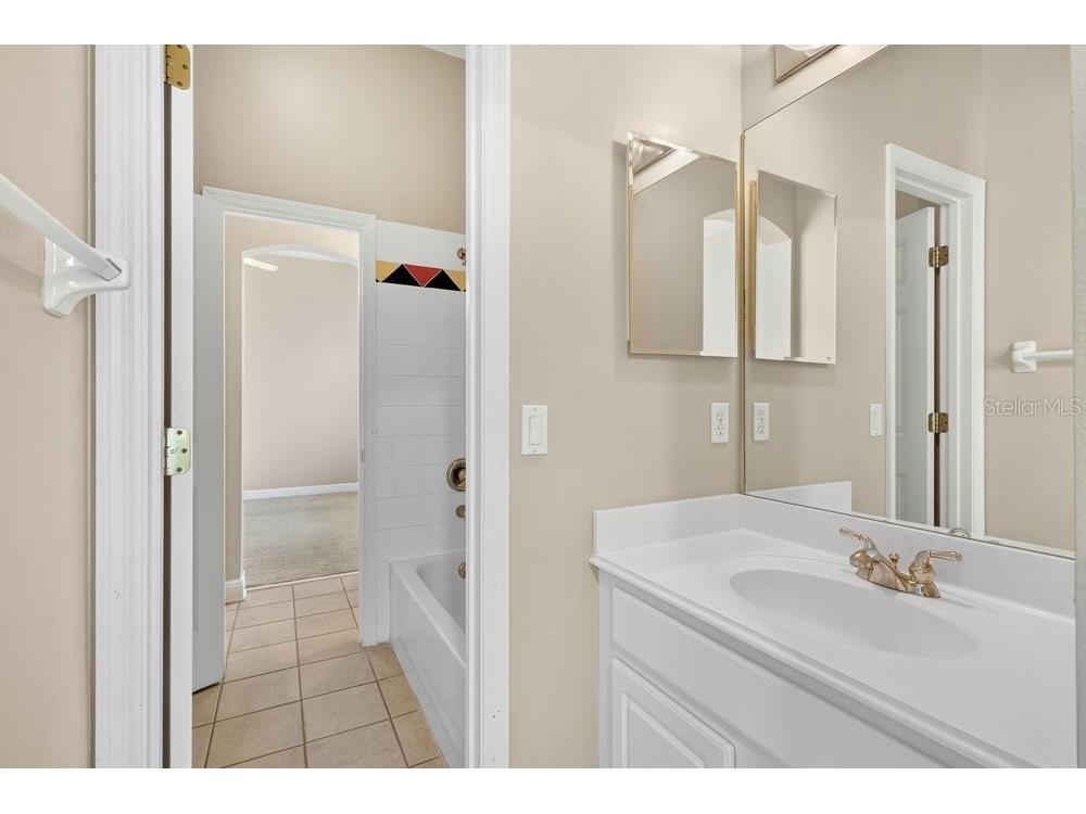 6658 Vista Park Boulevard Orlando FL 32829 O6423225 image20