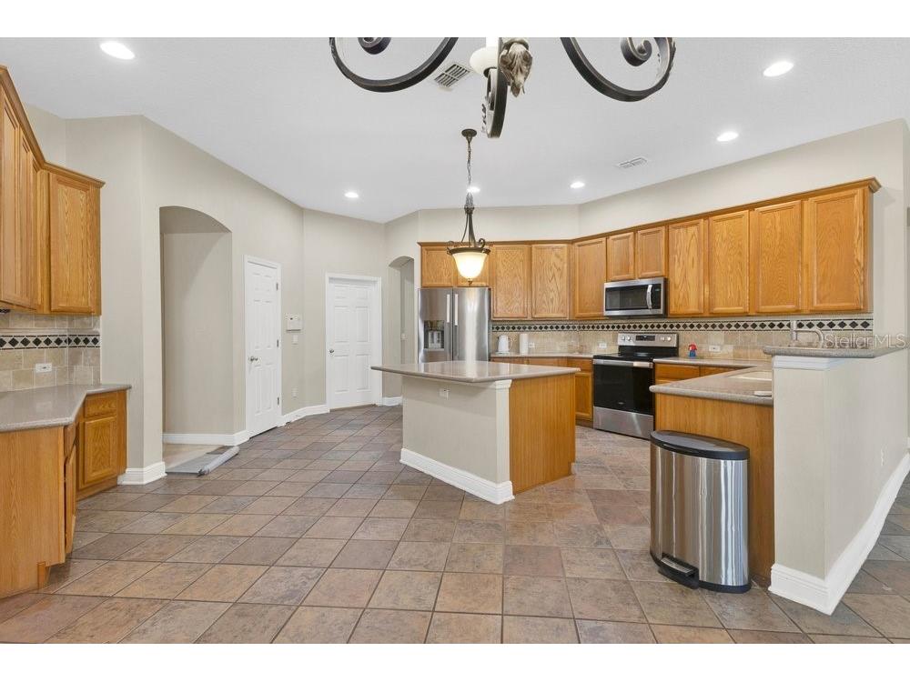 6658 Vista Park Boulevard Orlando FL 32829 O6423225 image7
