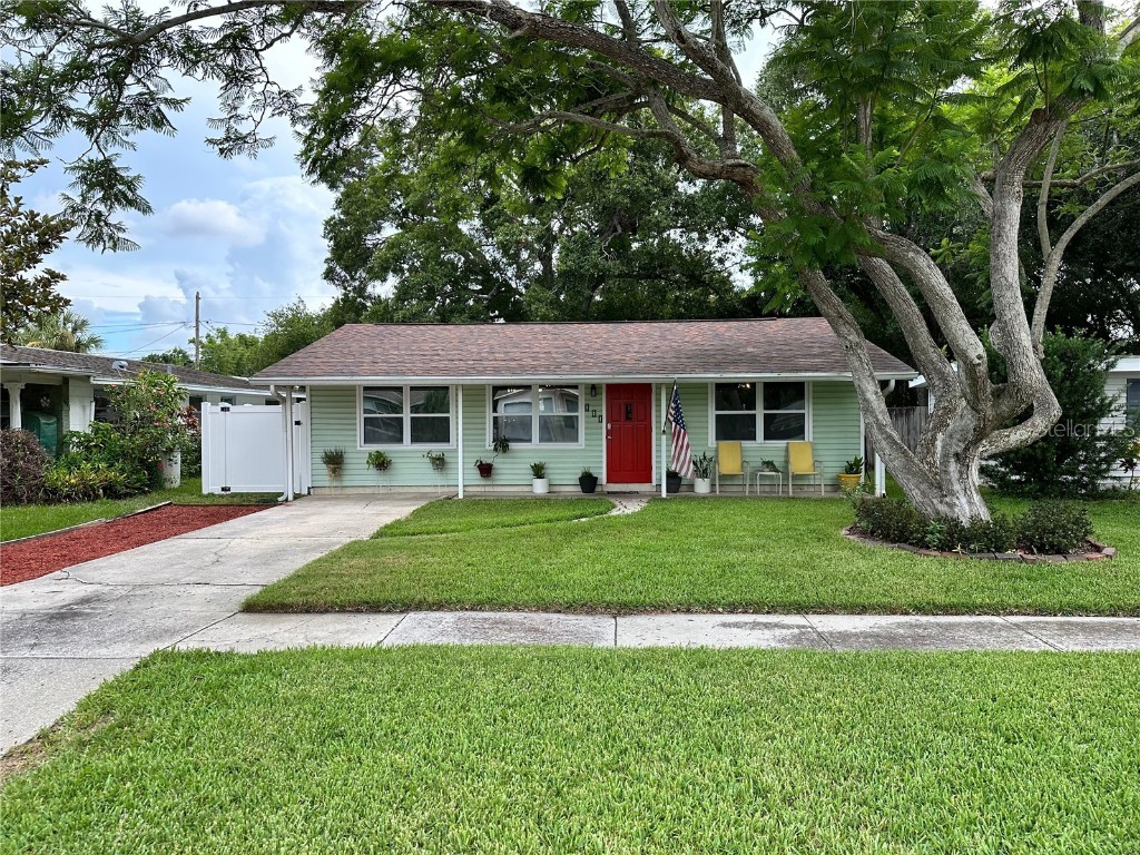 666 Northwest Boulevard N Saint Petersburg FL 33702 U8249429 image1