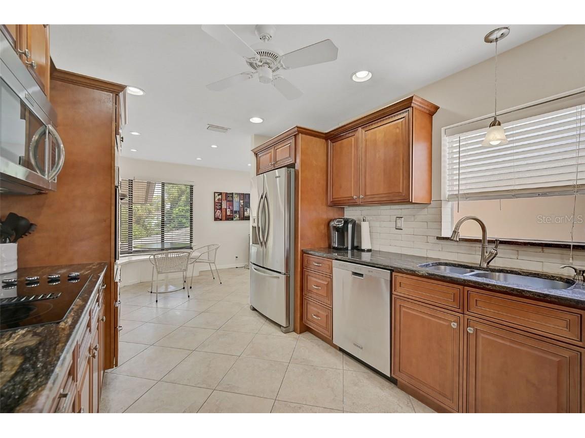 6660 Schooner Bay Circle #6660 Sarasota FL 34231 A4662682 image7