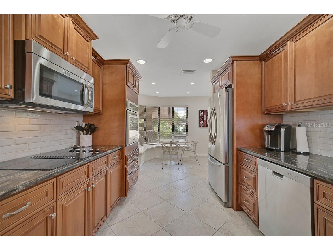 6660 Schooner Bay Circle #6660 Sarasota FL 34231 A4662682 image9