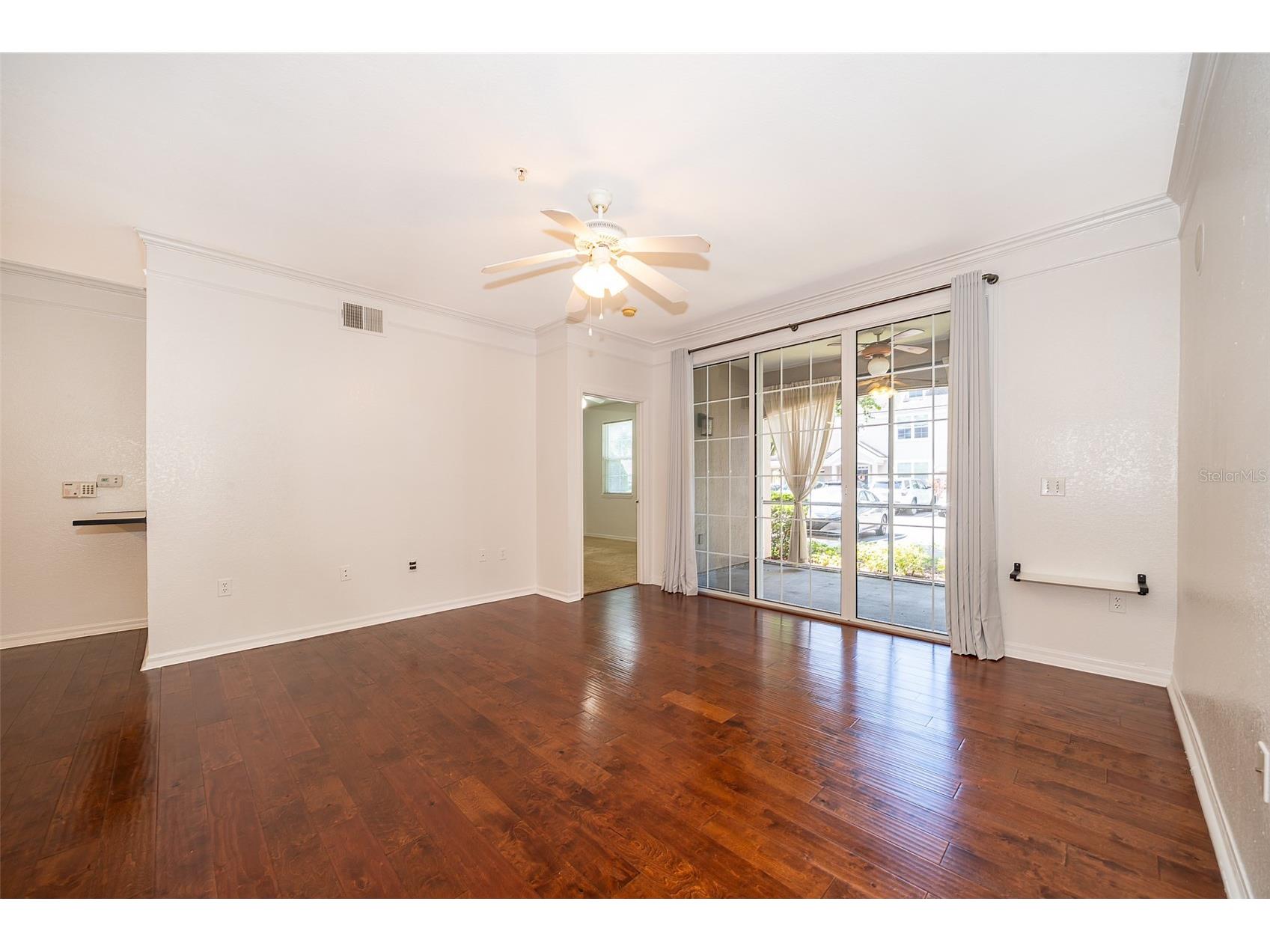 6663 Queens Borough Avenue #101 Orlando FL 32835 O6407430 image4
