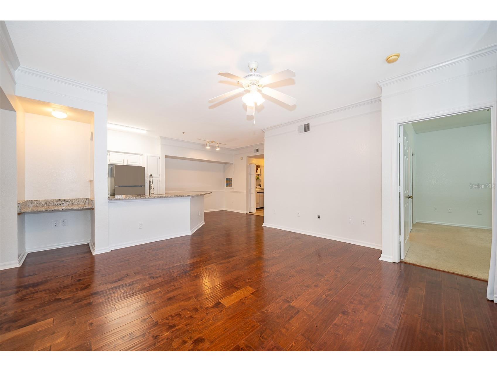 6663 Queens Borough Avenue #101 Orlando FL 32835 O6407430 image5
