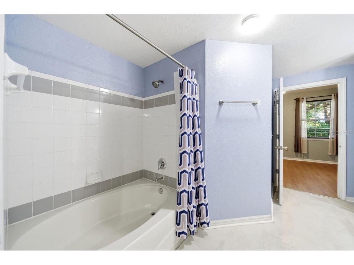 6663 Queens Borough Avenue #108 Orlando FL 32835 O6274599 image13