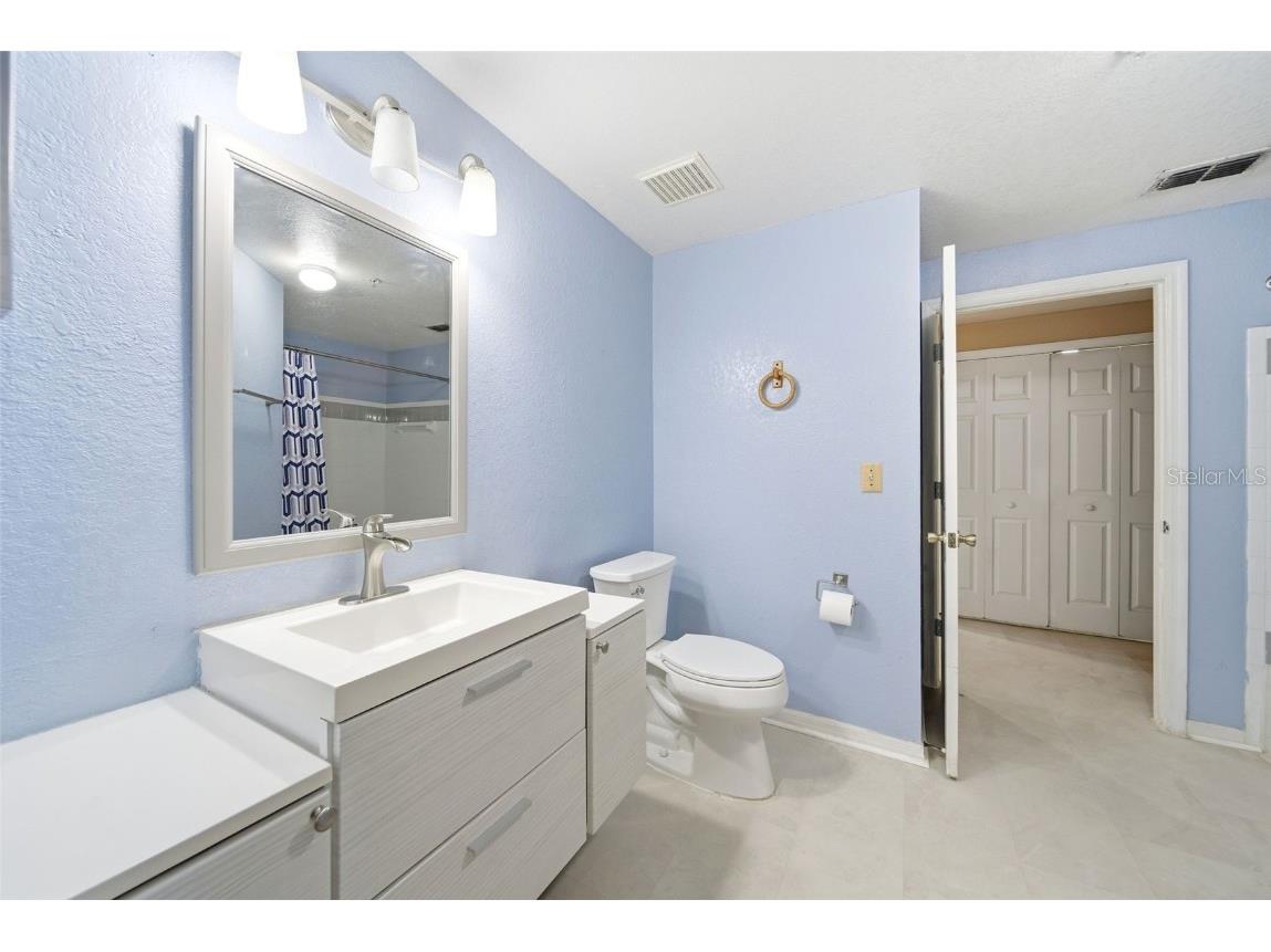 6663 Queens Borough Avenue #108 Orlando FL 32835 O6274599 image15