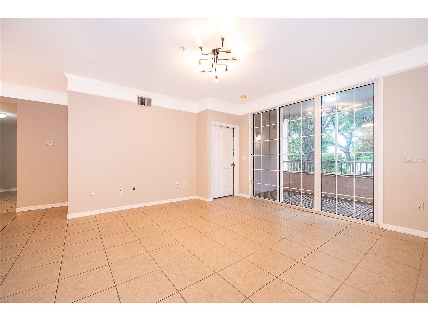 6663 Queens Borough Avenue #208 Orlando FL 32835 O6397717 image8