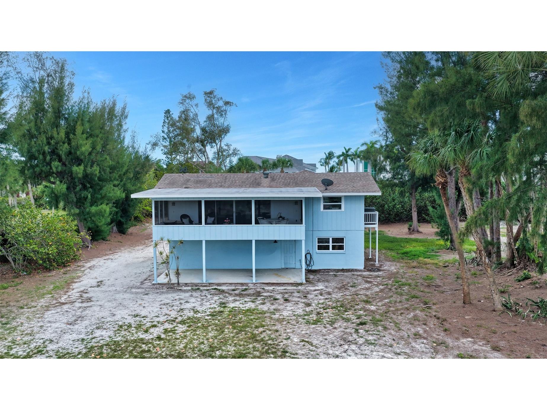6664 & 6660 & 6670 Gulf Of Mexico Drive Longboat Key FL 34228 - BISHOPS RAYOU A4694502 image1